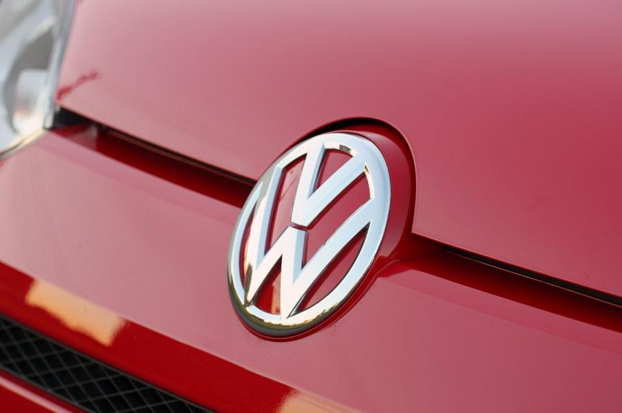  Volkswagen up! 2011 года  (фото 95 из 173)